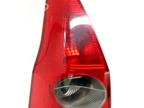 left-taillight-renault-megane-ii-estate-km01_-2003-2004-2005-2006-2007-2008-2009-2010-2011-2012-32228739 main image