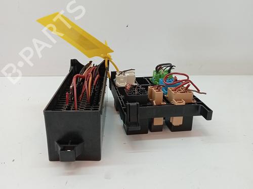 Used Fuse box AUDI Q3 (8UB, 8UG) 1.4 TSI (150 hp) 23350160