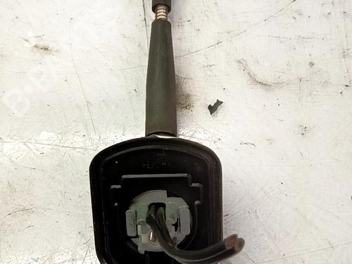 Antenne/Base Antenne/Base MITSUBISHI OUTLANDER II (CW_W) 2.0 DI-D (CW8W) (140 hp) 34114847 34114847