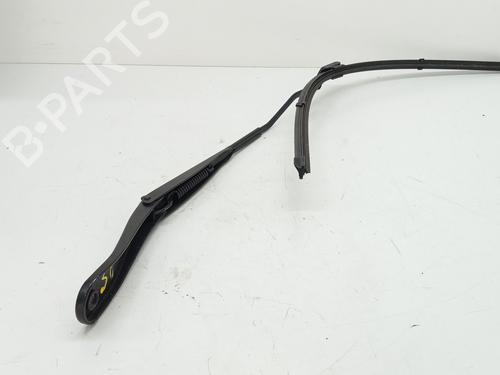 Used Front windshield wiper arm RENAULT CLIO V (B7_) 1.0 TCe 90 (B7MT) (91 hp) 28957790