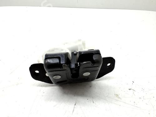 Tailgate lock TOYOTA AURIS (_E18_) 1.4 D-4D (NDE180_, NDE180R) | BP30050530C101 