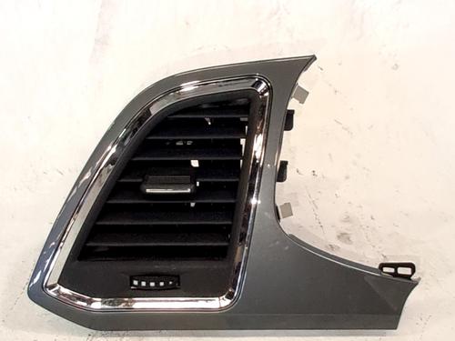 Used Air vent Air vent SEAT ATECA (KH7, KHP) 1.0 TSI (116 hp) 34393130 34393130