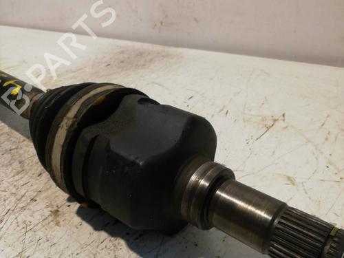 Used Left front driveshaft CHRYSLER VOYAGER / GRAND VOYAGER IV (RG) 2.4 (147 hp) 25988358