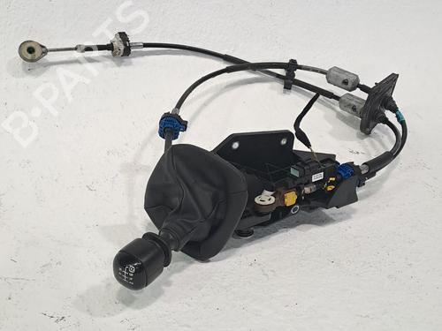 Used Gear lever FIAT PANDA (312_, 319_) 1.0 Mild Hybrid (71 hp) 26381551