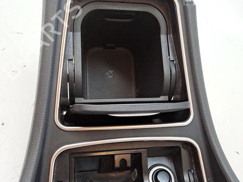 Console central MERCEDES-BENZ CLA Coupe (C117) CLA 200 CDI / d (117.308) (136 hp) 23286615