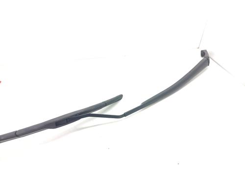 Front windshield wiper arm TOYOTA YARIS (_P21_, _PA1_, _PH1_) 1.5 Hybrid (MXPH10, MXPH11) | BP29024315C143 