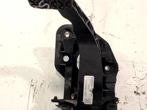 Clutch pedal FORD FIESTA VII (HJ, HF) 1.5 TDCi | BP32258187I13