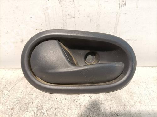 Used Front left interior door handle DACIA SANDERO II TCe 90 (B8M1, B8MA, B8AC) (90 hp) 25455361