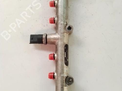 Injection rail KIA SORENTO I (JC) 2.5 CRDi 4WD | BP31153395M98