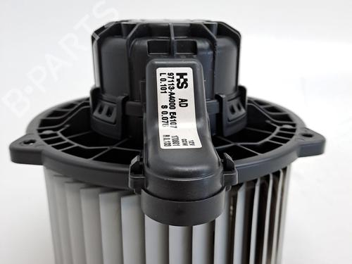 Heater blower motor HYUNDAI ELANTRA VI Saloon (AD, ADA) 1.6 | BP23286846M62 