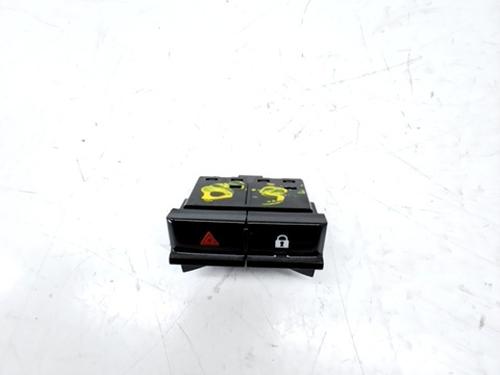 Used Warning switch FIAT 500e (332_) Elektro 3+1 (FA1) (118 hp) 30337612