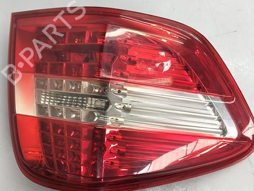 Used Left taillight Left taillight MERCEDES-BENZ M-CLASS (W164) ML 320 CDI 4-matic (164.122) (224 hp) 36377154 36377154
