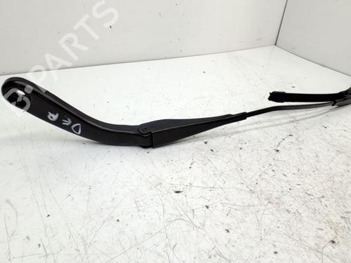 Used Front windshield wiper arm Front windshield wiper arm 37590730 37590730