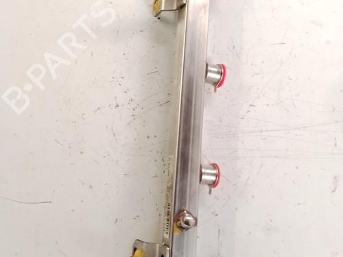 Used Injection rail OPEL ADAM (M13) 1.4 (87 hp) 31580407