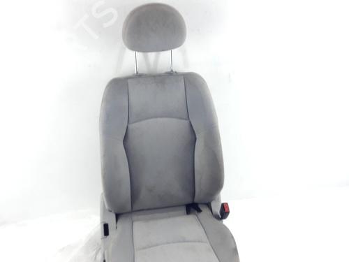 Used Right front seat Right front seat MERCEDES-BENZ C-CLASS (W203) C 220 CDI (203.006, 203.008) (143 hp) 34716465 34716465