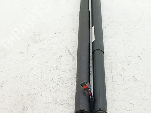 Used Tailgate lift support Tailgate lift support MG MG HS (AS33) 1.5 T PHEV (339 hp) 39557537 39557537