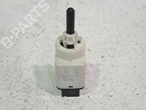 Used Electronic sensor OPEL CORSA F (P2JO) 1.2 (68) (101 hp) 28037673
