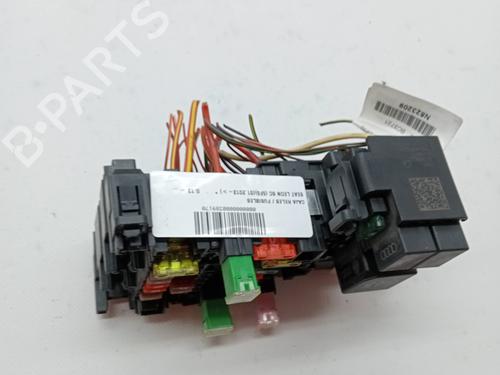 Used Fuse box SEAT LEON (5F1) 1.6 TDI (110 hp) 23352015