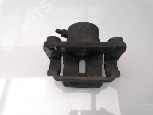 Used Right front brake caliper SUZUKI GRAND VITARA I (FT, HT) 2.0 HDI 110 4x4 (SQ420D, TD82V) (109 hp) 23288903