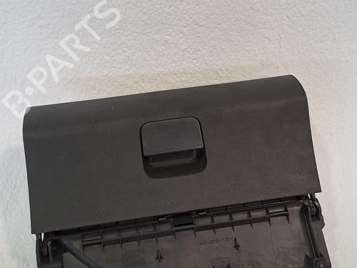 Used Glove box VW POLO IV (9N_, 9A_) 1.2 (60 hp) 27461819