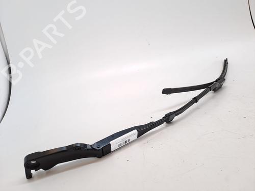 Used Front windshield wiper arm VOLVO XC40 (536) T5 Plug-in Hybrid (262 hp) 26654521