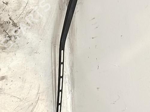 Used Front windshield wiper arm Front windshield wiper arm 37591155 37591155