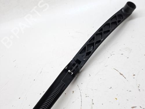 Front windshield wiper arm HYUNDAI i30 (GD) 1.6 CRDi | BP27462006C143 