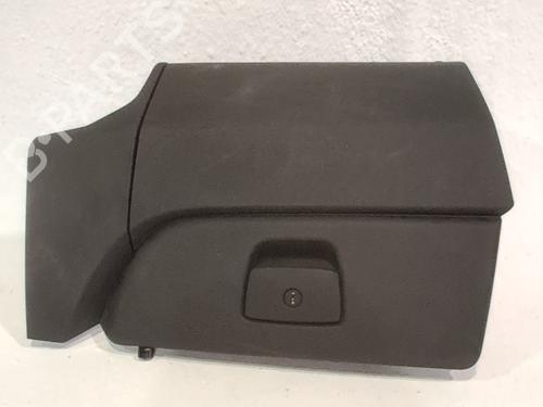 Used Glove box Glove box 37159562 37159562