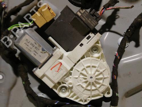 Rudehejsemekanisme Højre foran SEAT IBIZA III (6L1) 1.4 16V (100 hp) 25915564