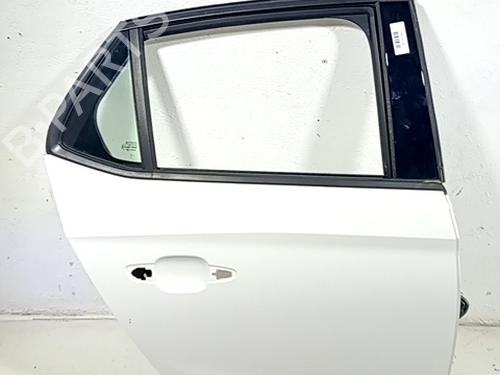 Used Right rear door OPEL CORSA F (P2JO) 1.2 MHEV (101 hp) 31062136
