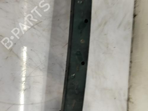 Kofangerbeslag foran TOYOTA COROLLA (_E12_) 1.6 VVT-i (ZZE121_, ZZE121R) (110 hp) 32107791