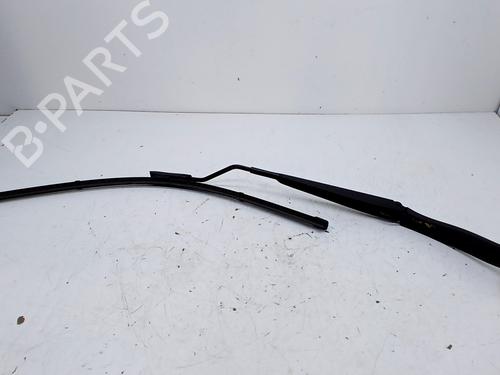 front-windshield-wiper-arm-renault-megane-iv-hatchback-b9amn_-2015-38407895 main image