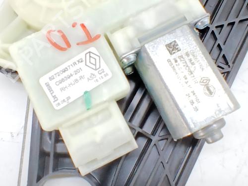 Elevalunas trasero derecho RENAULT CAPTUR II (HF_) E-TECH 160 (158 hp) 31700873