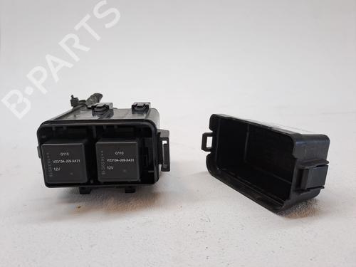 Used Fuse box MAZDA CX-5 (KE, GH) 2.2 D (KE2FW) (150 hp) 25248555