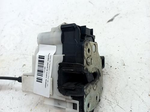 Used Front left lock MERCEDES-BENZ S-CLASS (W222, V222, X222) S 500 (222.082, 222.182) (455 hp) 29557068