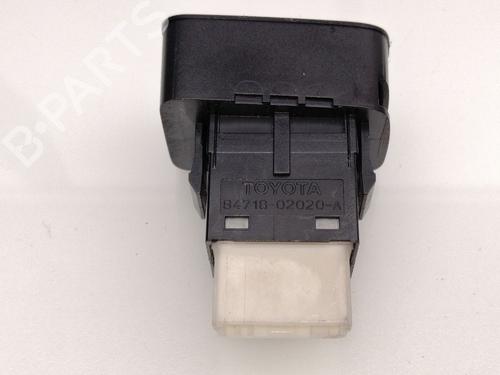 Used Switch TOYOTA AURIS Estate (_E18_) 1.8 Hybrid (ZWE186_, ZWE186R, ZWE186H) (136 hp) 23381683