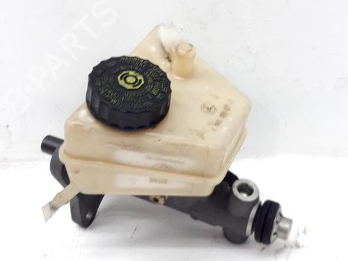 brake-master-cylinder-mercedes-benz-slk-r171-2004-2005-2006-2007-2008-2009-2010-2011-32105573 main image