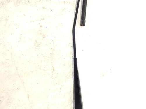 front-windshield-wiper-arm-seat-ateca-kh7-khp-2016-32258202 main image