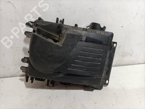 Used Air filter box RENAULT MASTER II Van (FD) 3.0 dCi 140 (FD0T, FD0S, FD2T, FD3S, FD8S) (136 hp) 26538208