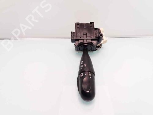 Forlygtekontakt TOYOTA RAV 4 II (_A2_) 2.0 D 4WD (CLA20_, CLA21_, CLA20R, CLA21R) (116 hp) 23404776