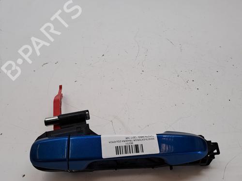 Used Rear left exterior door handle TOYOTA YARIS (_P13_) 1.0 (KSP130_, KSP130) (69 hp) 26950574