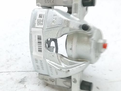 Used Right front brake caliper Right front brake caliper MG MG HS (AS33) 1.5 T PHEV (339 hp) 39741738 39741738