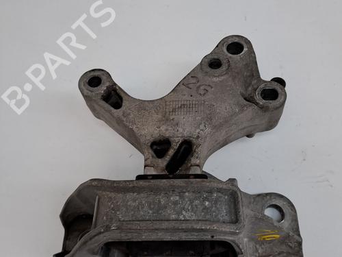 Used Engine mount NISSAN JUKE (F15) 1.2 DIG-T (115 hp) 23943525