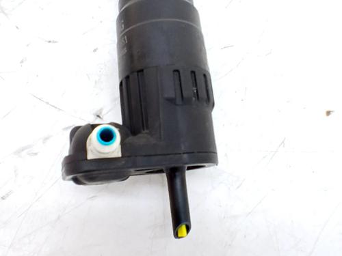 Used Washer pump Washer pump VW TRANSPORTER T6 / CARAVELLE T6 Bus (SGB, SGJ, SHB, SHJ) 2.0 TDI (102 hp) 34054532 34054532