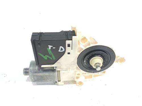 Rudehejsemotor bagstkærm højre RENAULT MEGANE III Hatchback (BZ0/1_, B3_) 1.2 TCe (BZ2B, BZ11) (116 hp) 28108497