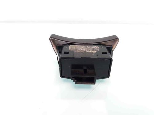 Switch BMW 5 (E60) 530 d | BP23418812I30 