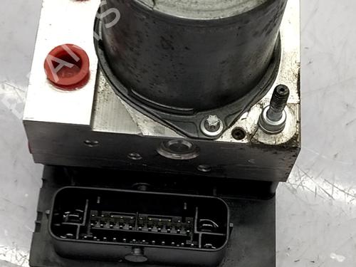 Abs pomp PEUGEOT 5008 (0U_, 0E_) 1.6 BlueHDi 120 (120 hp) 31701731