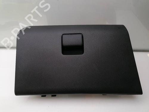 Used Glove box HYUNDAI ELANTRA III (XD) 1.6 (107 hp) 23941136