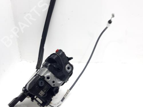 Højre bagtil lås OPEL CROSSLAND X / CROSSLAND (P17, P2QO) 1.2 (75) (110 hp) 31701002