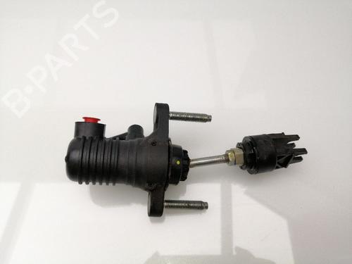 Used Clutch slave cylinder TOYOTA HILUX VIII Pickup (_N1_) 2.4 D 4WD (GUN125_, GUN125R) (150 hp) 26315868